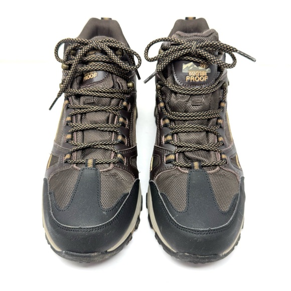 SKECHERS Relaxed Fit Air-Cooled Memory Foam Waterproof hiking boots, size 11